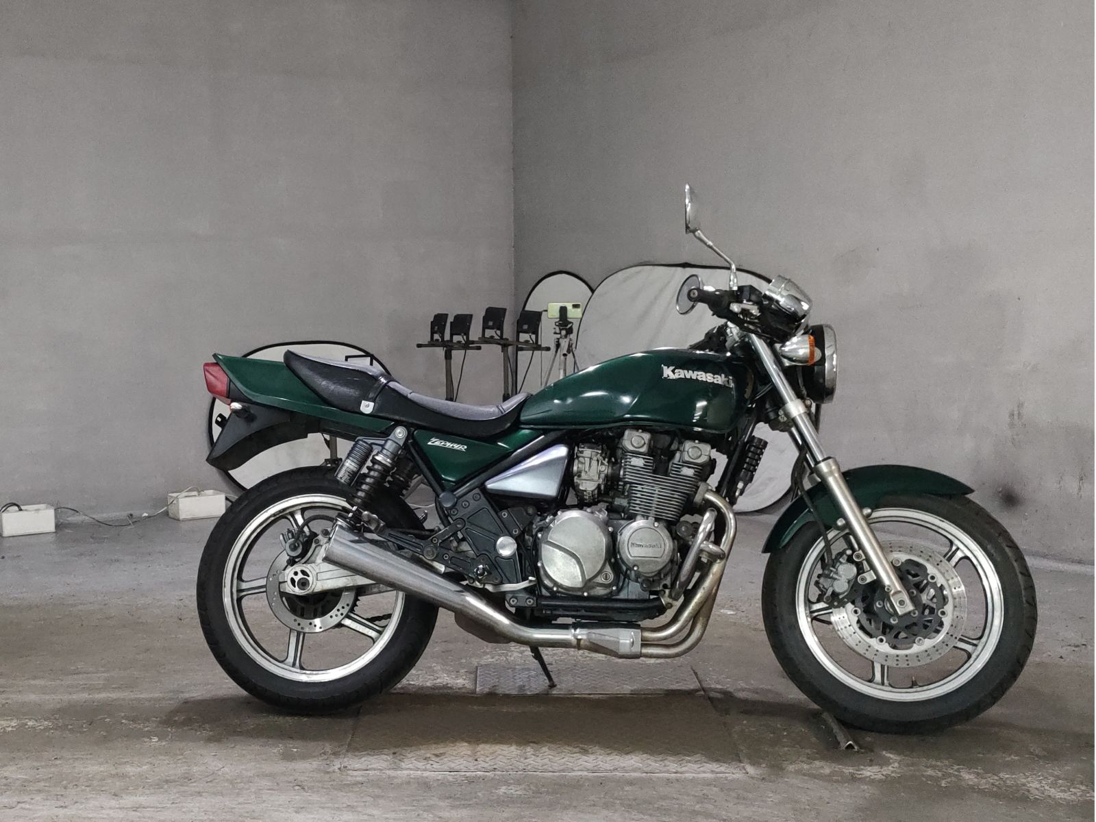 Kawasaki ZEPHYR550