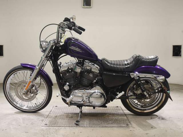 Harley-Davidson Seventy-Two XL1200V