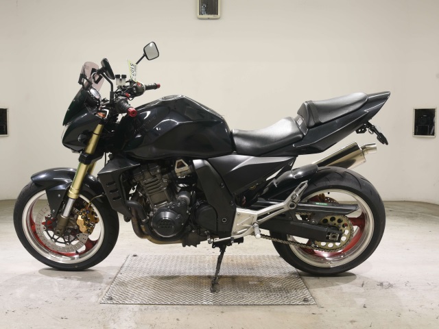 Kawasaki Z1000-2