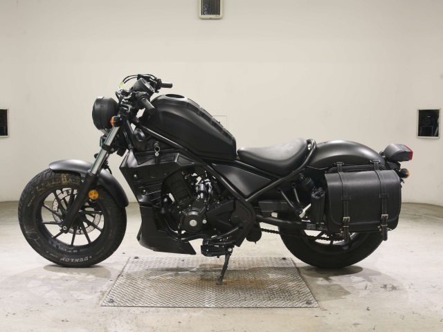 Honda REBEL