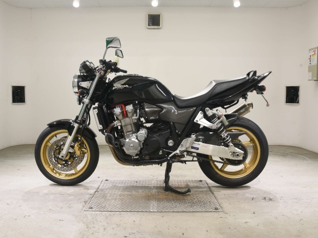 Honda CB1300SF