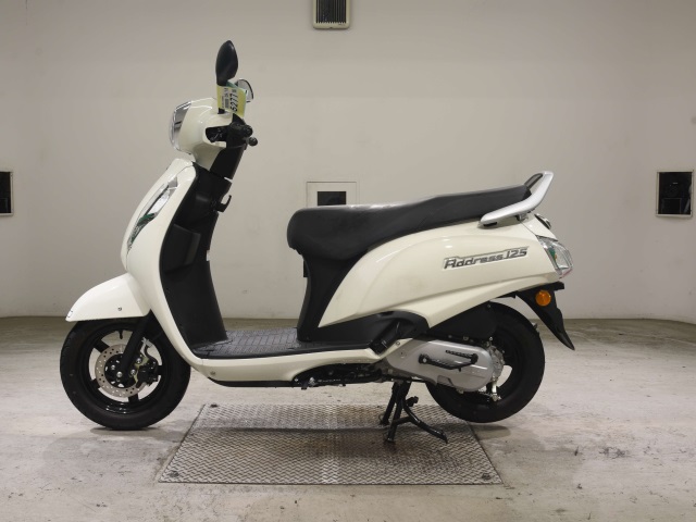 Suzuki ADDRESS 125-2