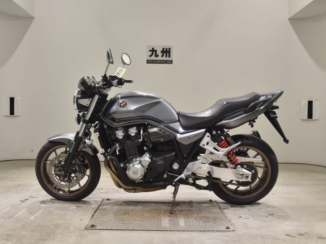 Honda CB1300SF