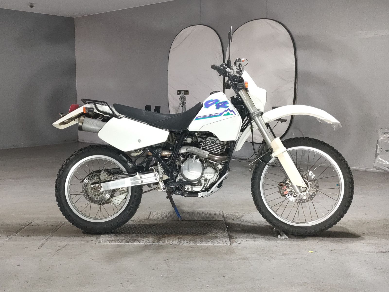 Suzuki DR250S