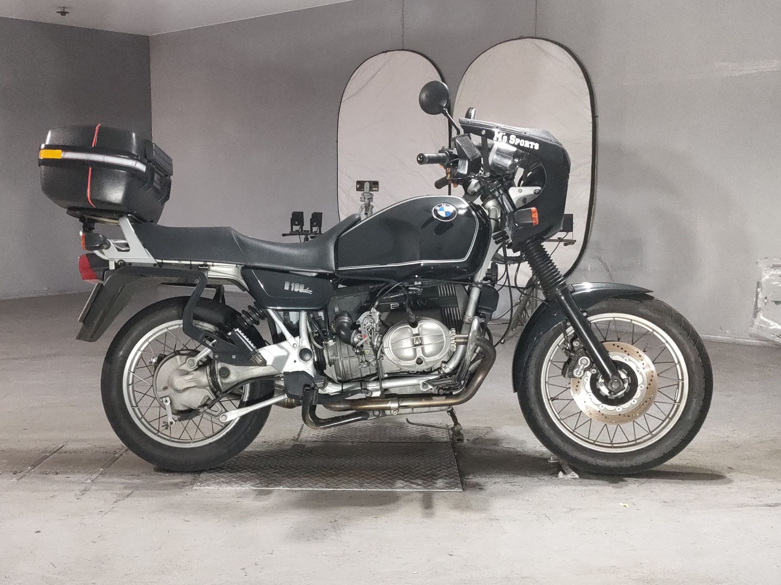 BMW R100R