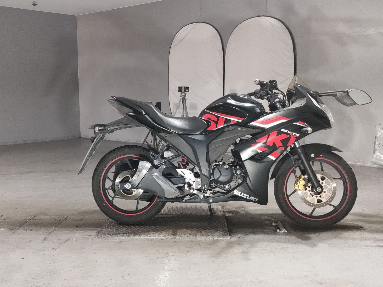 Suzuki GIXXER-SF150