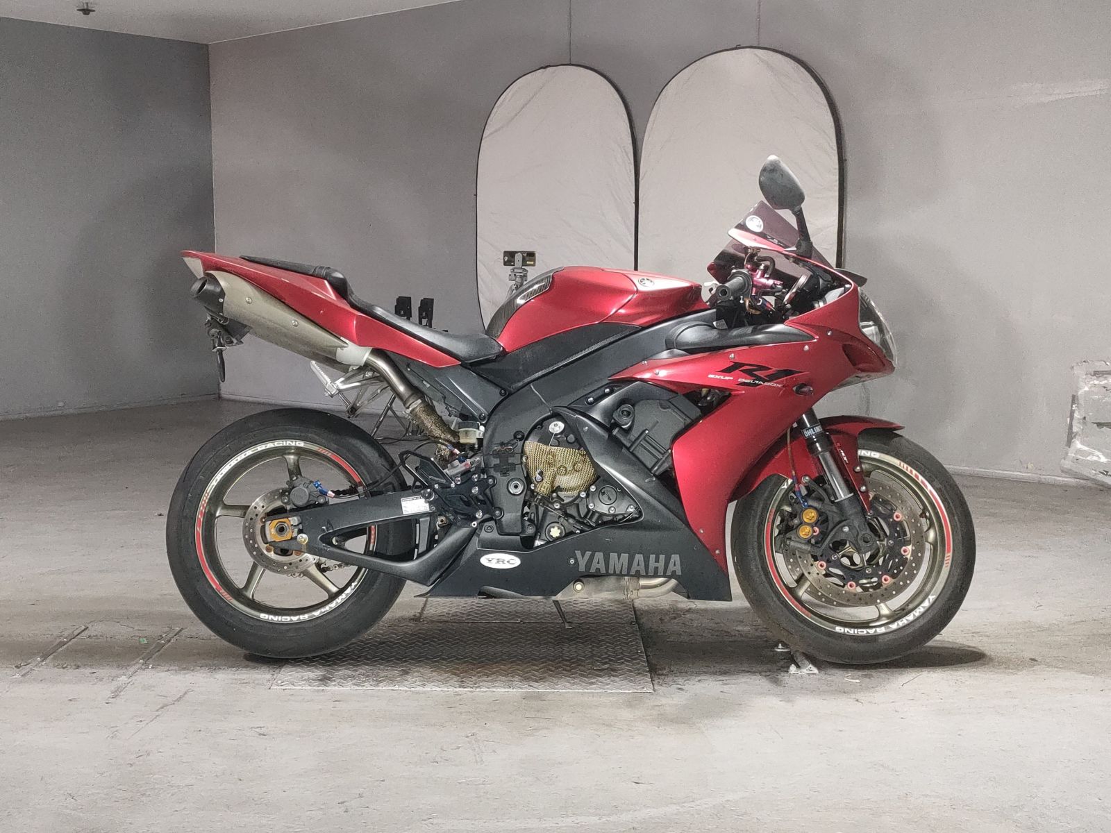Yamaha YZF-R1