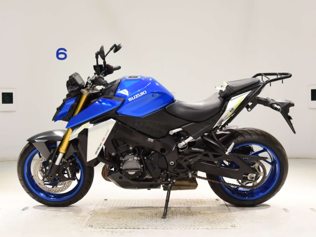 Suzuki GSX-S1000-2