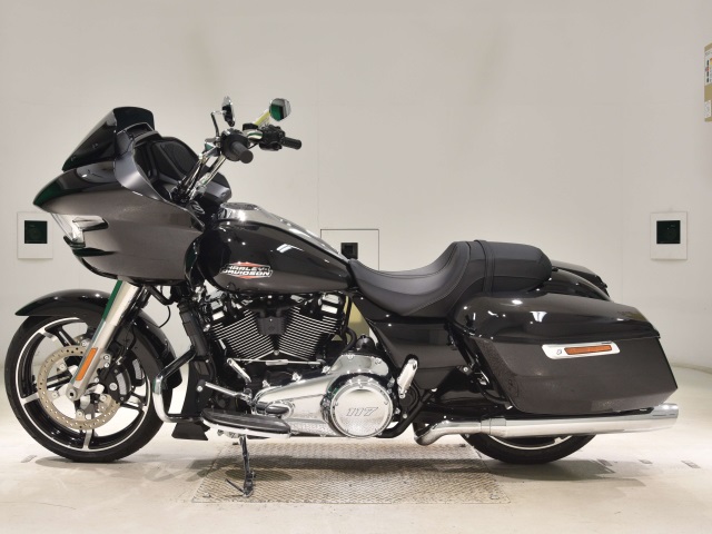 Harley-Davidson Road Glide FLTRX1920