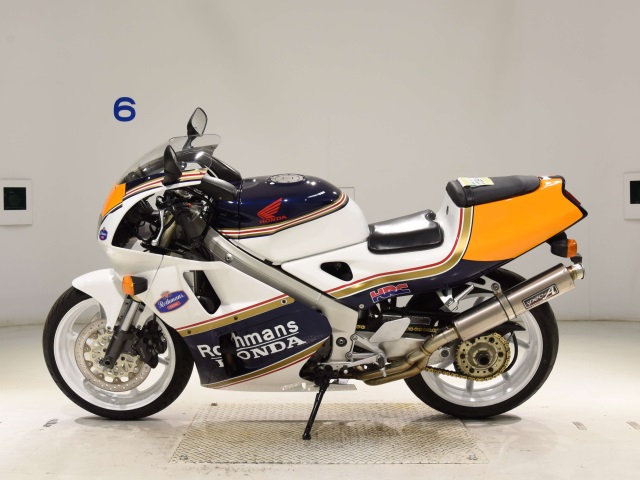 Honda RVF400