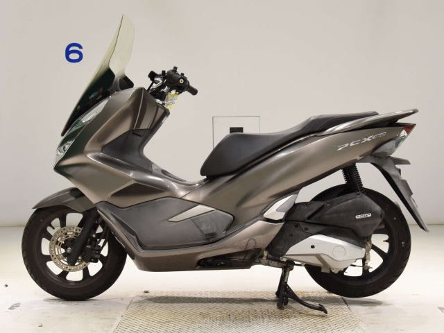 Honda PCX150-3