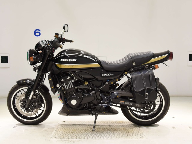 Kawasaki Z900RS