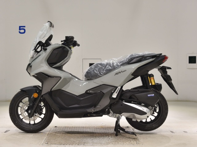 Honda ADV160