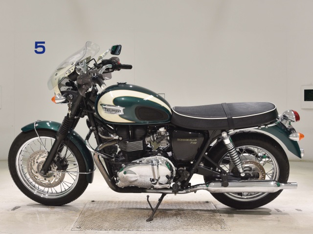 Triumph BONNEVILLE T100