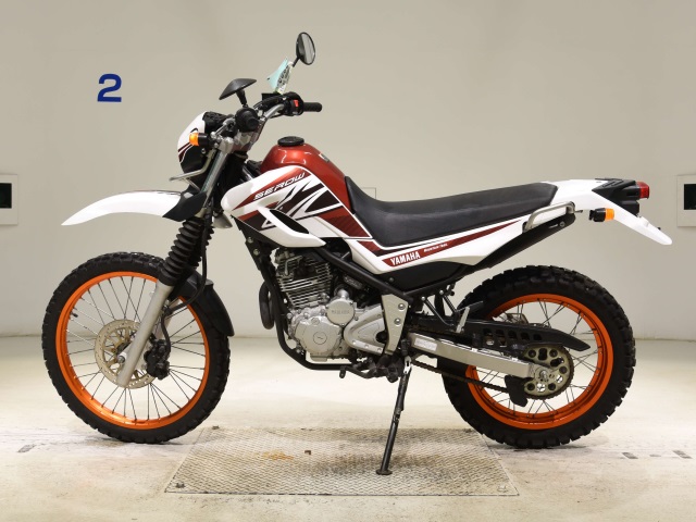 Yamaha SEROW 250-2