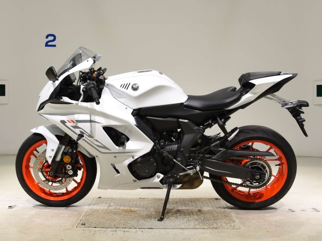 Yamaha YZF-R7-2