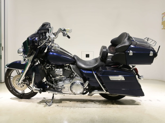 Harley-Davidson Electra Glide Classic FLHTC1580