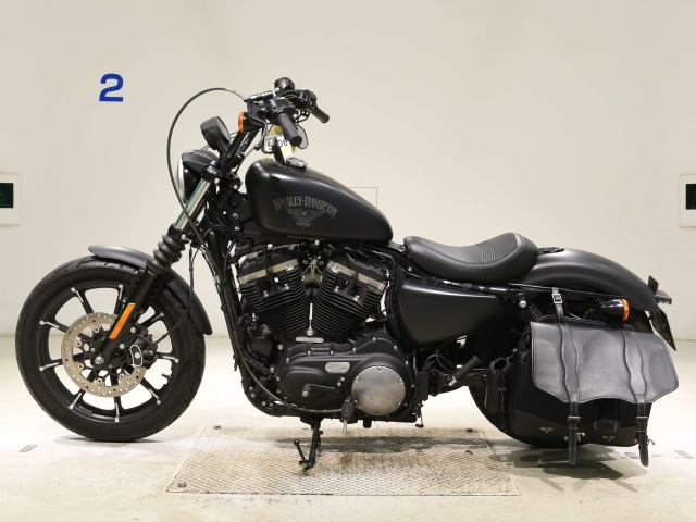 Harley-Davidson Iron 883 XL883N
