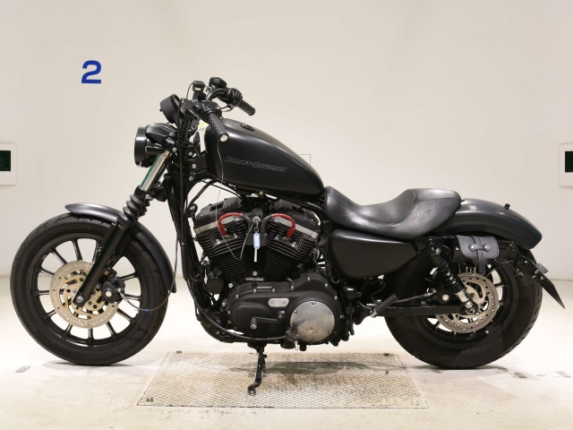 Harley-Davidson Iron 883 XL883N