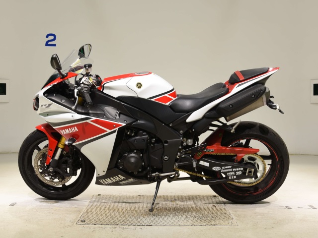 Yamaha YZF-R1