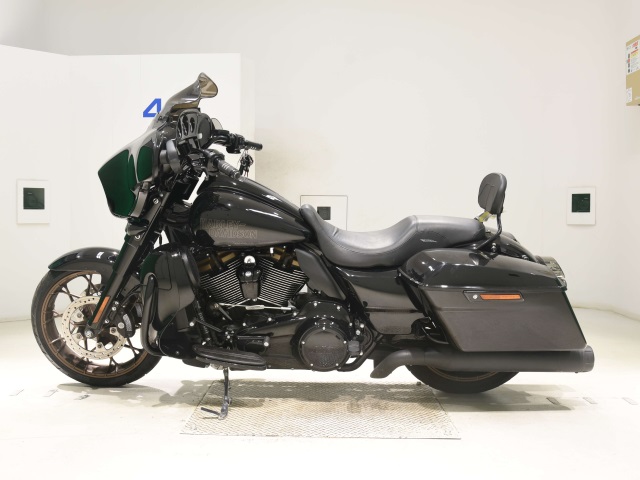 Harley-Davidson Street Glide ST FLHXST1920