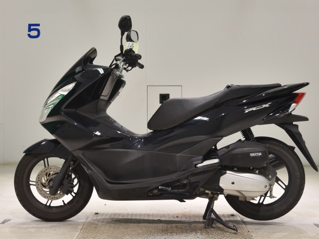 Honda PCX125-2