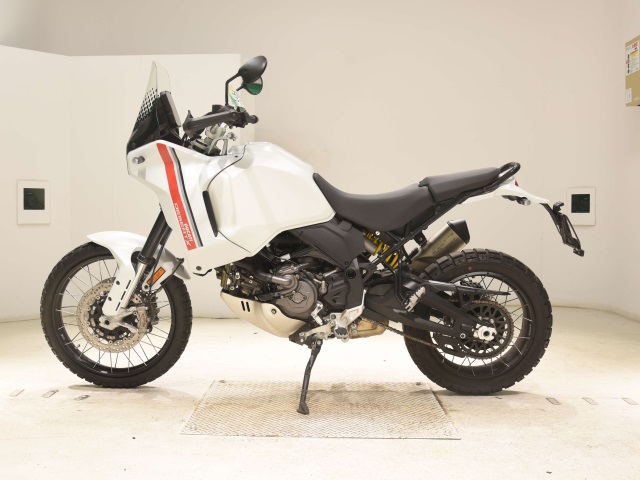 Ducati DESERT X