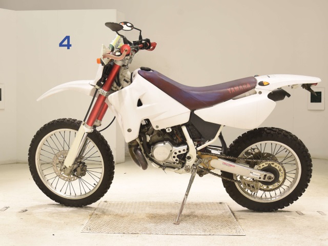 Yamaha DT200WR