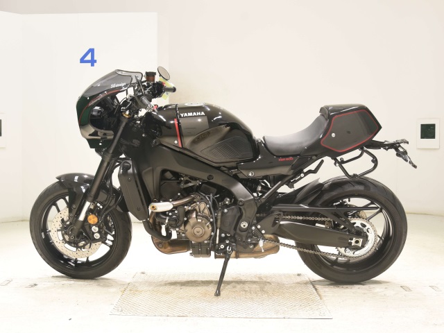 Yamaha XSR900-2