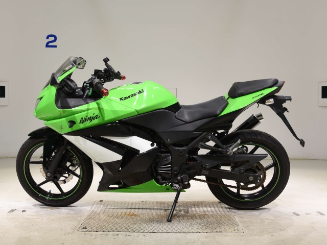 Kawasaki NINJA250R