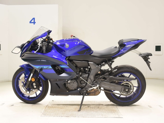 Yamaha YZF-R7-2