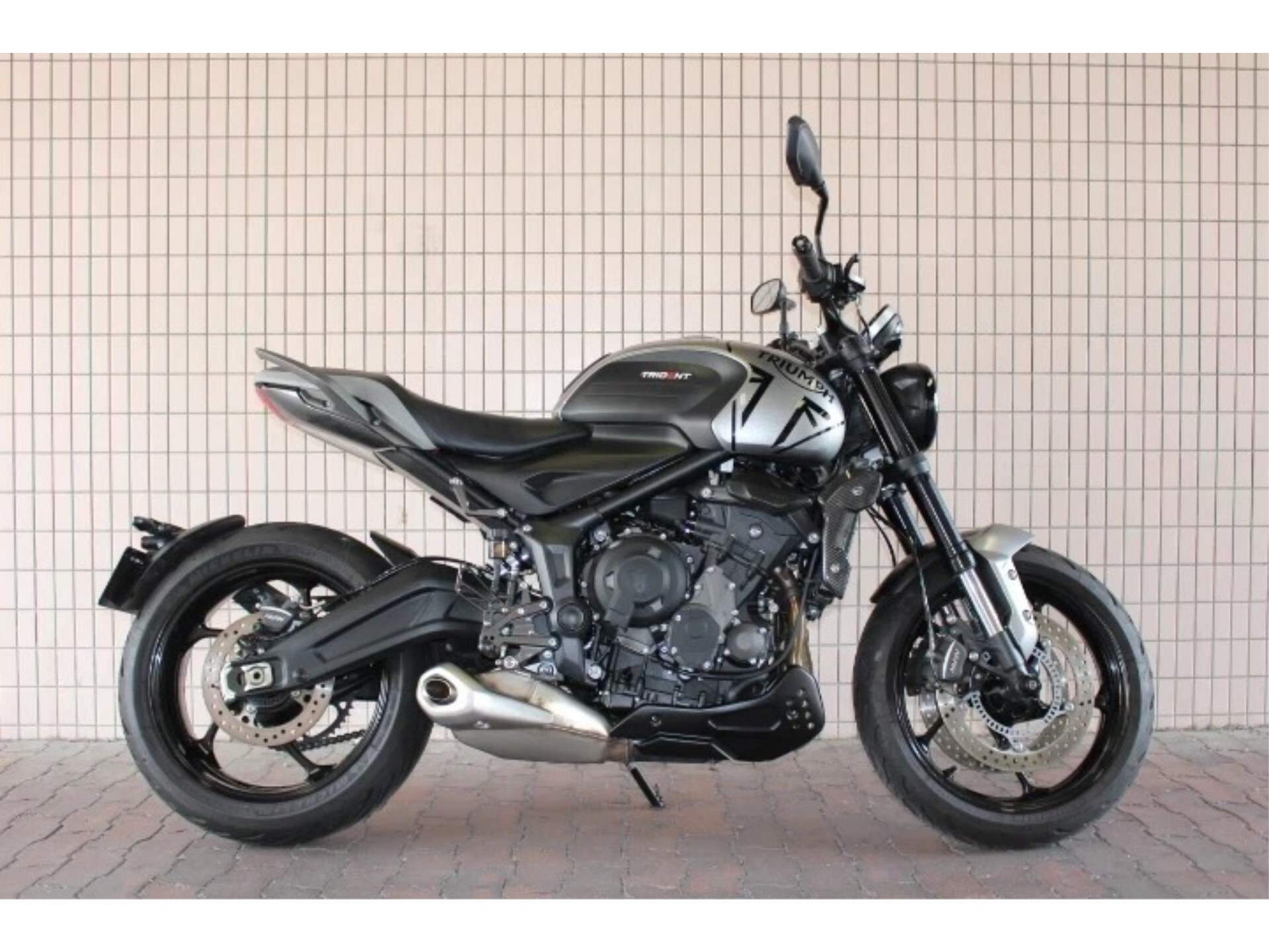 Triumph TRIDENT 660