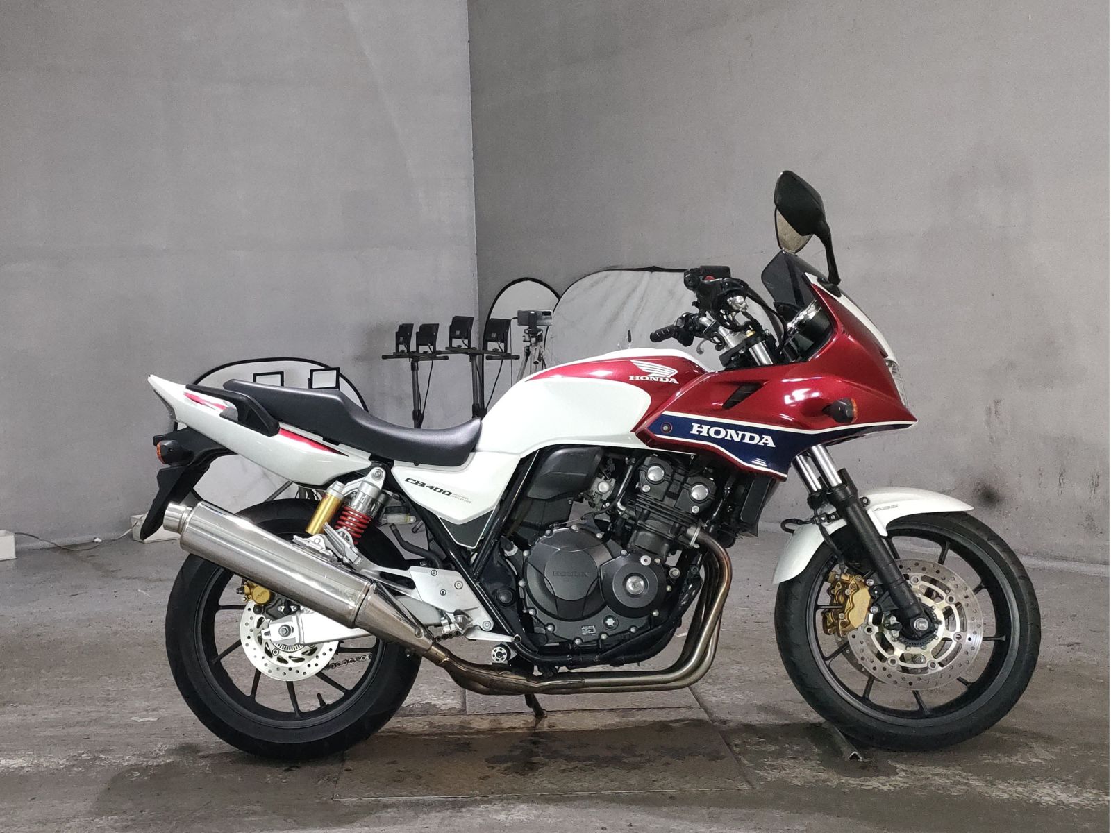 Honda CB400SFV-4 BOLDOR
