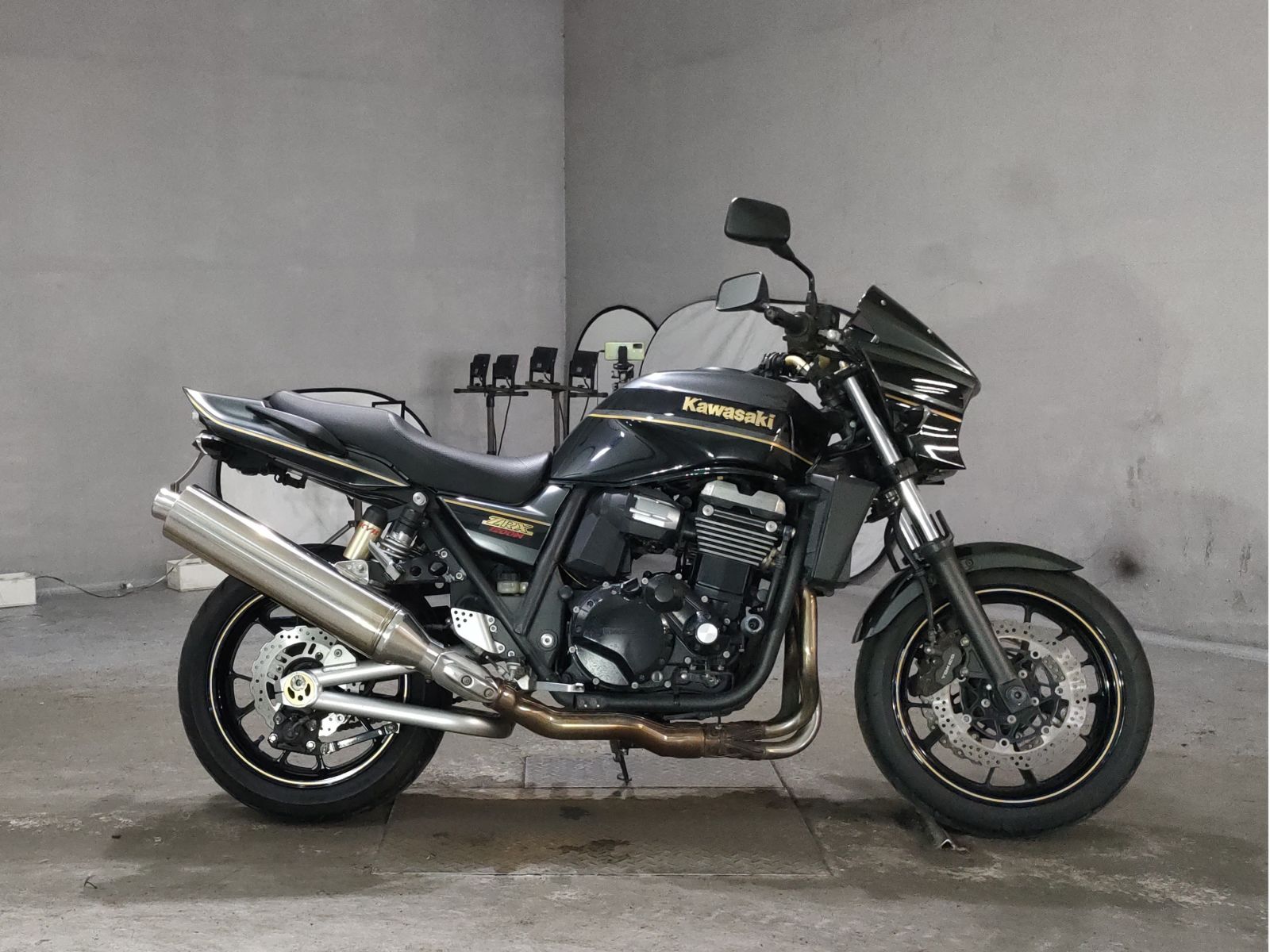 Kawasaki ZRX1200