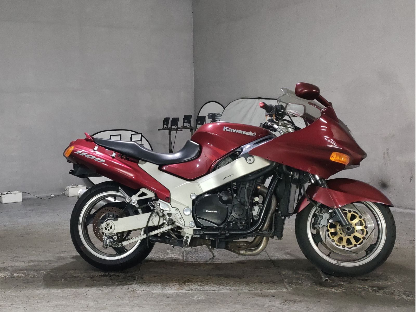 Kawasaki ZZR1100