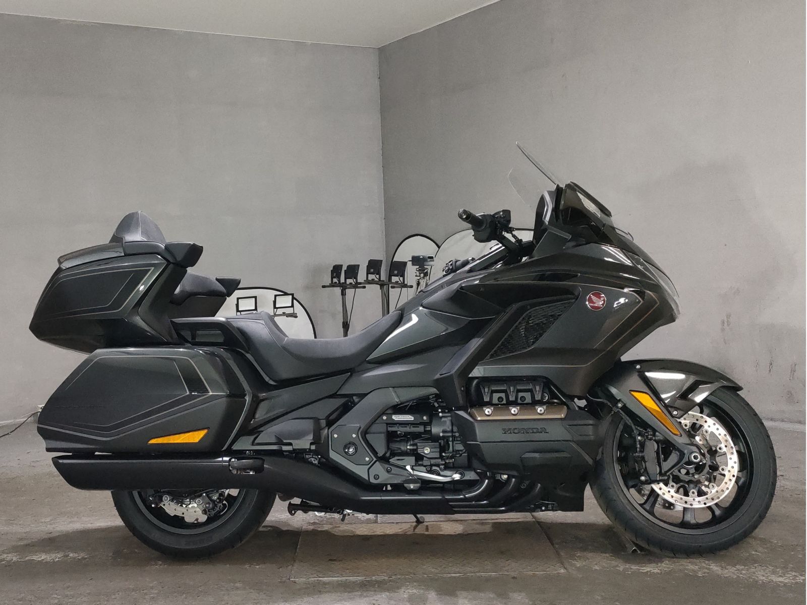 Honda GL1800 TOUR DCT