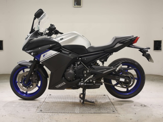 Yamaha XJ6 DIVERSION ABS