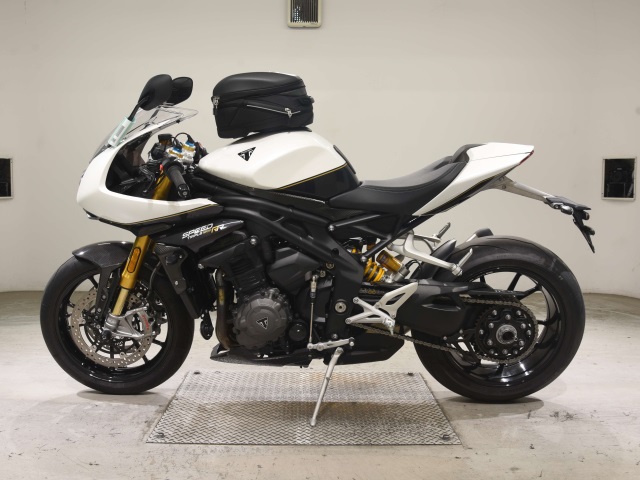 Triumph SPEED TRIPLE RR