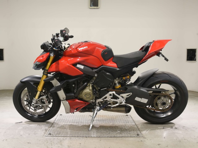 Ducati STREETFIGHTER V4S