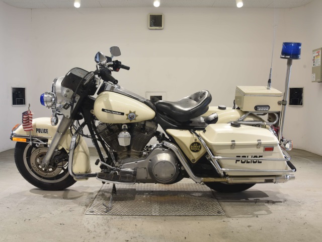 Harley-Davidson Electra Glide Standard FLHTP1340