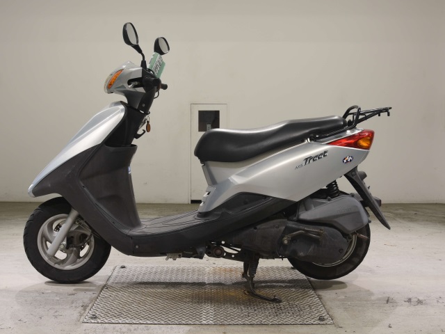 Yamaha AXIS125