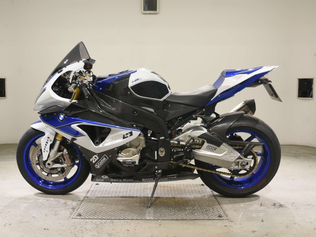 BMW HP4