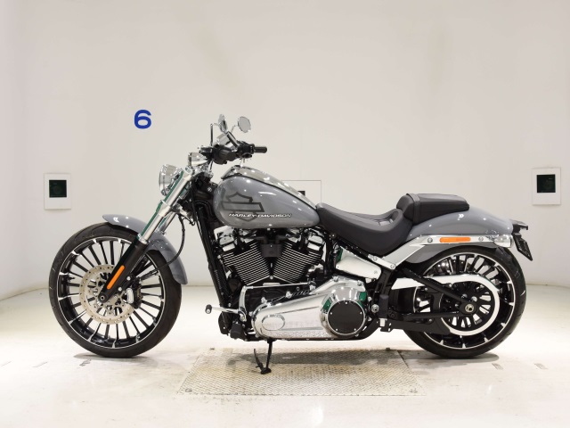 Harley-Davidson Breakout FXBR1920