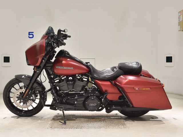 Harley-Davidson Street Glide Special FLHXS1870