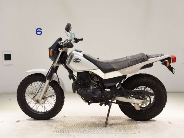 Yamaha TW200