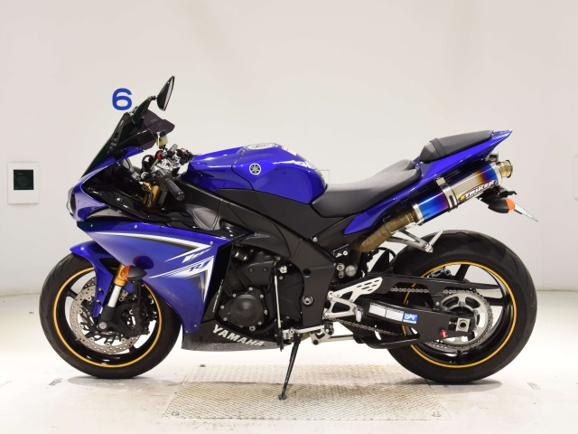 Yamaha YZF-R1