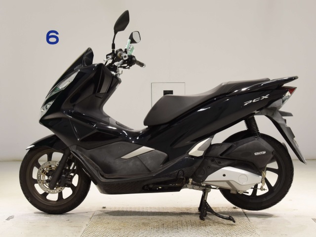 Honda PCX125-3