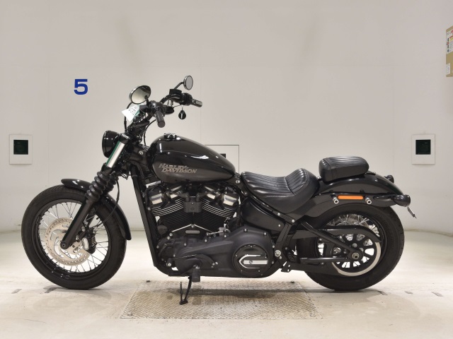Harley-Davidson Street Bob FXBB1750