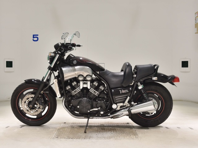 Yamaha V-MAX