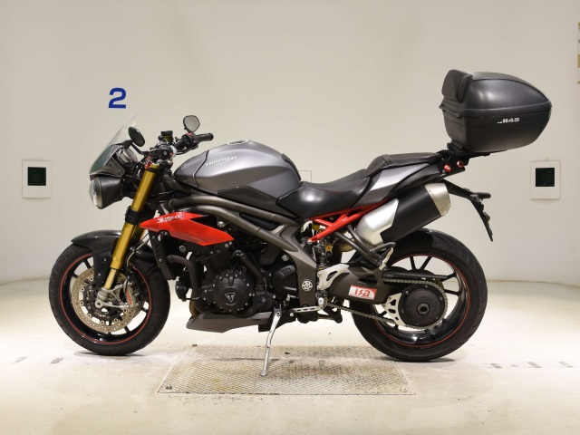 Triumph SPEED TRIPLE R